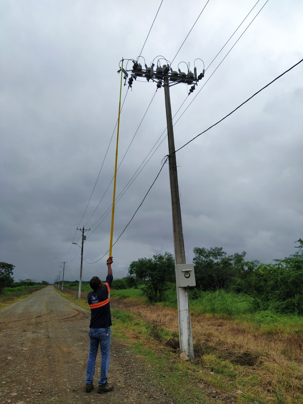 Control de bomba sumergible